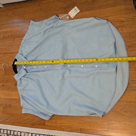 A.N.A WOMENS PETITE PLUS SIZE BLUE LIGHT WASH SHORT SLEEVE FRONT BUTTON TOP PXL - Picture 11 of 15